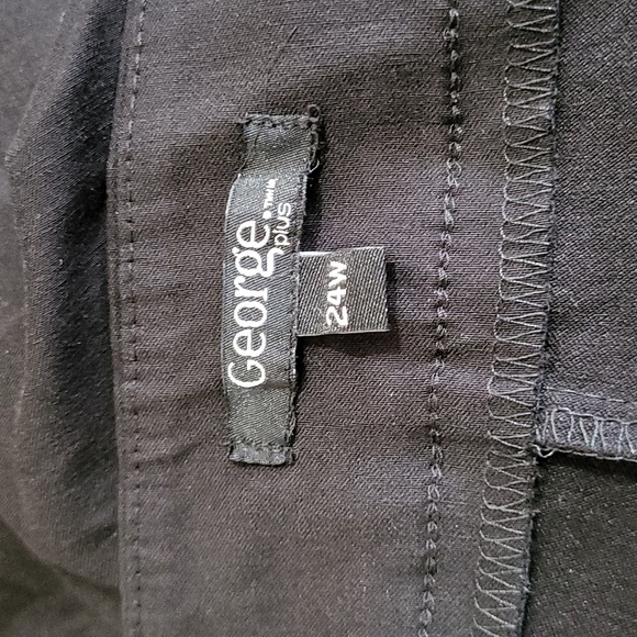 George  Capris - Picture 4 of 5